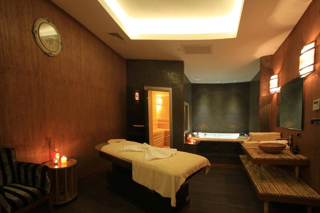 Sky Tower Hotel Akcakoca Convention & Spa Center 外观 照片